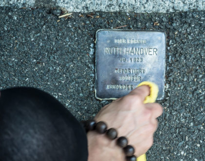 Reverence When the Shine Goes Dark: Caretaking of the Stolpersteine Holocaust Victims Street Monuments